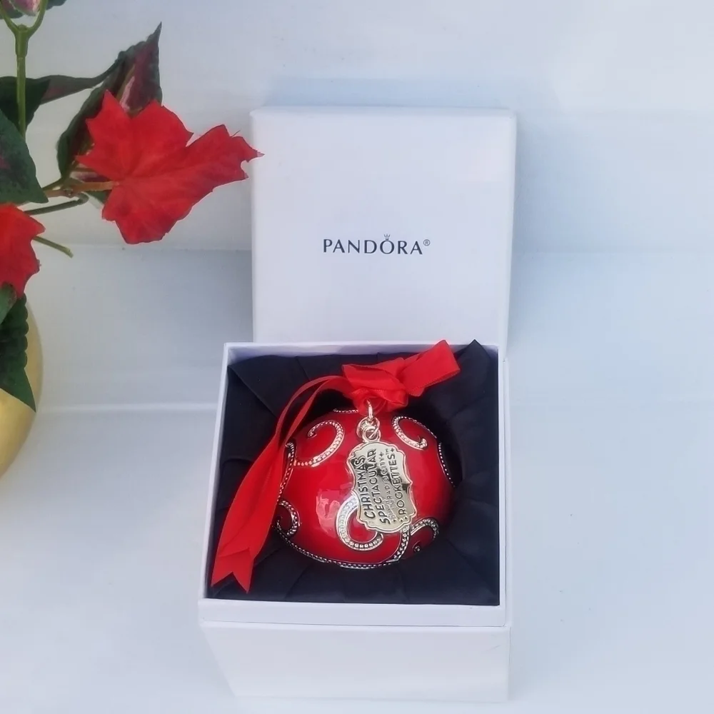 PANDORA HOLIDAY ORNAMENT